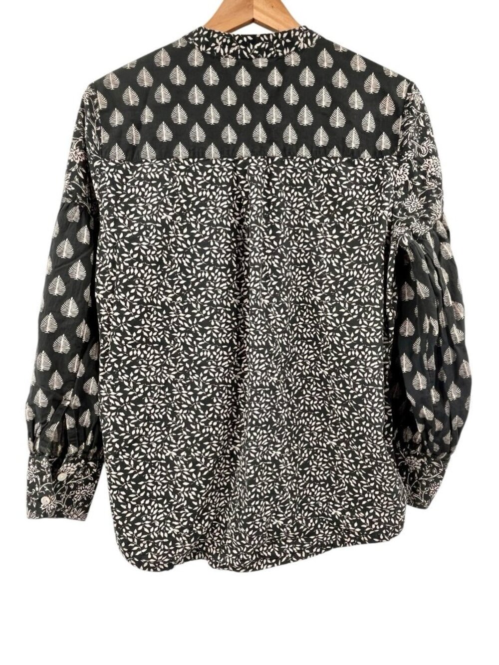 FAHERTY Women's Gray Cream Adalyn Floral Boho Button Down Blouse Medium - Picture 6 of 6
